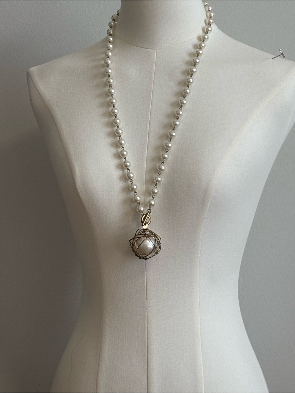 Faux Pearl Bead Necklace with Wire-Wrapped Pearl Pendant - White